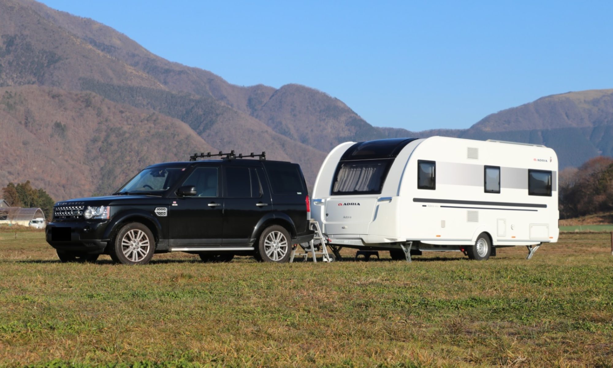 SLR Discoverer Caravan